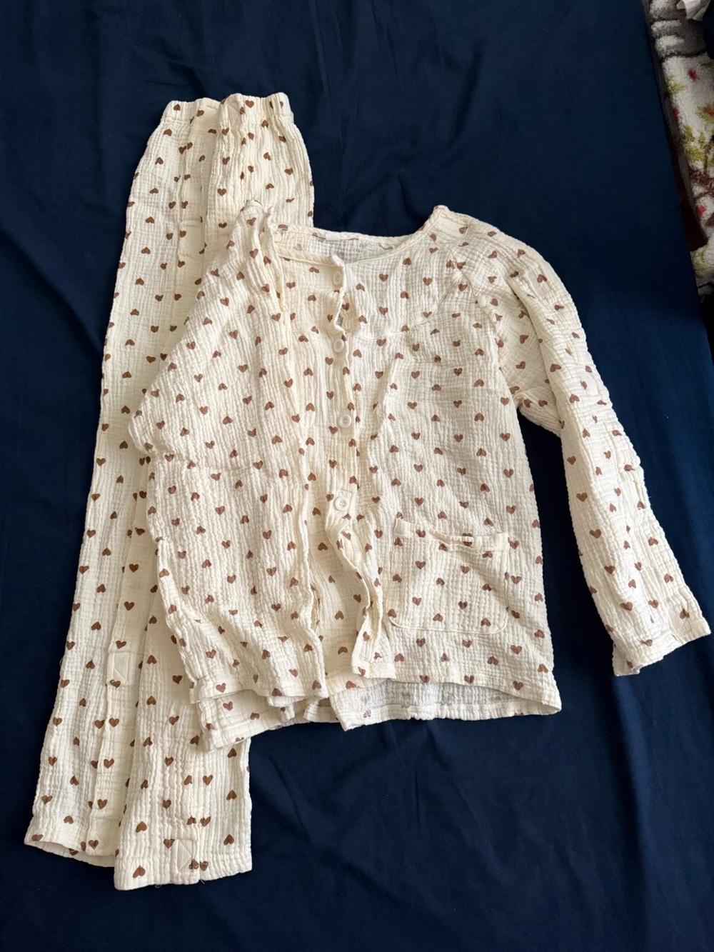 Cream Heart-Print Two-Piece surgery Pajama Set with Velcro closures